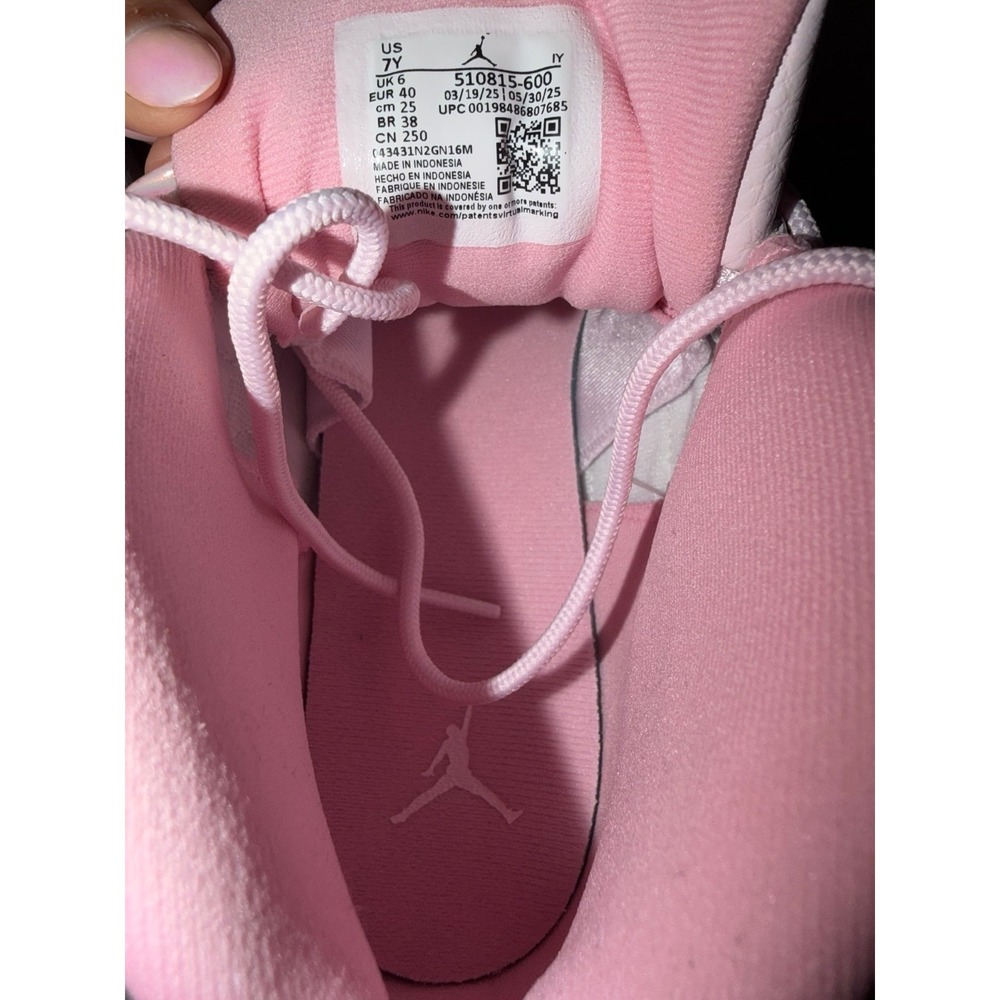 Air Jordan 12 Retro GS 510815-600 Pink – Size 7Y (Women ~8.5) – DEADSTOCK - Picture 5 of 9